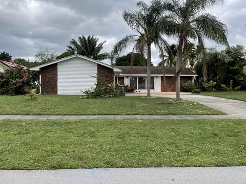 1218 Woodcrest Rd W, West Palm Beach, FL 33417