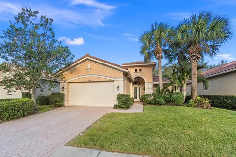 7160 Maidstone Dr, Port Saint Lucie, FL 34986