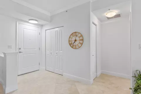 225 NE 1st St #311, Delray Beach, FL 33444