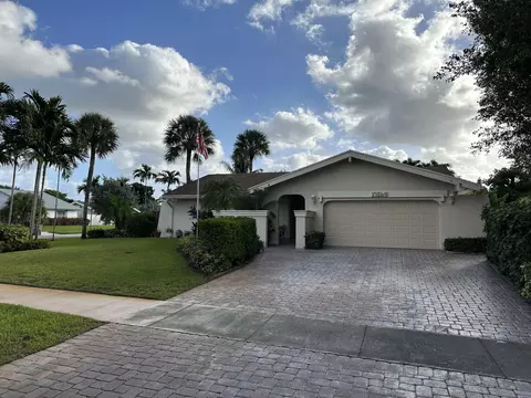 17564 Weeping Willow Trl, Boca Raton, FL 33487
