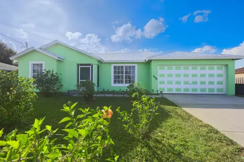 1638 SW Cashmere Blvd, Port Saint Lucie, FL 34953