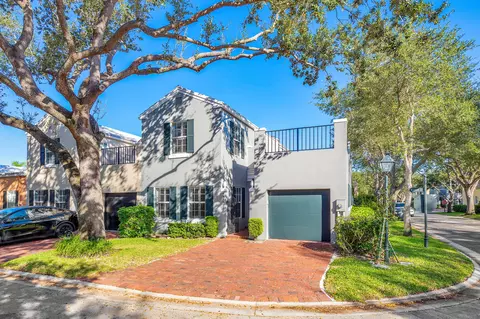 5925 Michaux St, Boca Raton, FL 33433
