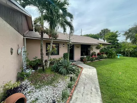 2691 Ida Way #22B, West Palm Beach, FL 33415