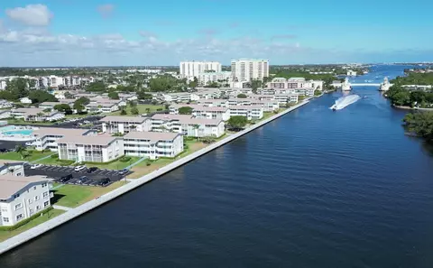 530 Horizons E #203, Boynton Beach, FL 33435