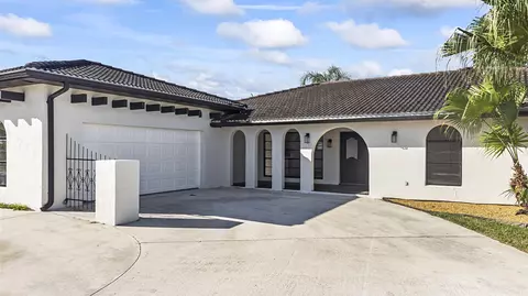 2888 SE Ginza St, Port Saint Lucie, FL 34952