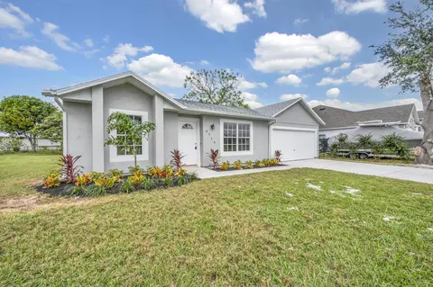 4714 SW Yacolt Dr, Port Saint Lucie, FL 34953