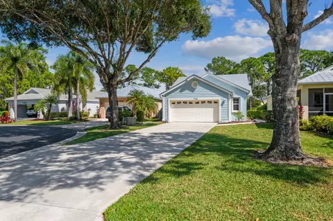 7915 SE Sugar Pines Way, Hobe Sound, FL 33455