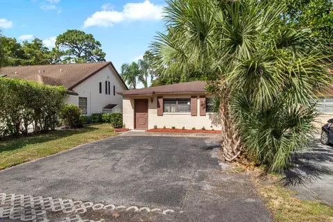 5161 Rose Hill Dr, Boynton Beach, FL 33437