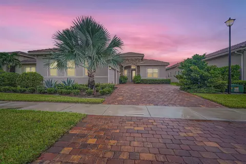 9122 SW Pepoli Way, Port Saint Lucie, FL 34987