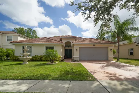 5750 La Gorce Cir, Lake Worth, FL 33463