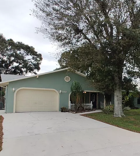 162 NE Fatima Ter, Port Saint Lucie, FL 34983