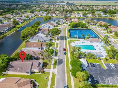 7796 Lake Champlain Ct, Delray Beach, FL 33446