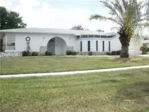 1361 SE San Souci Ln, Port Saint Lucie, FL 34952