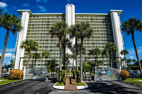 9900 S Ocean Dr #1202, Jensen Beach, FL 34957