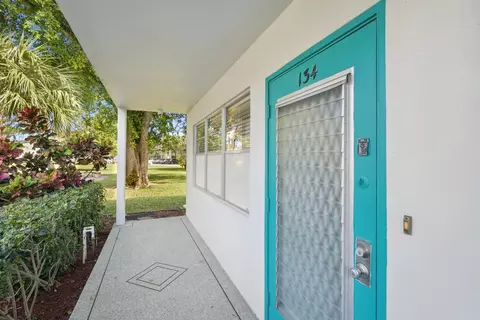 134 Ventnor Dr #I, Deerfield Beach, FL 33442