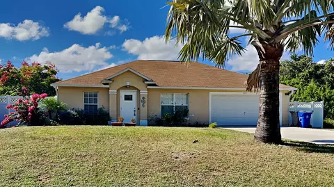 8655 98th Ct, Vero Beach, FL 32967