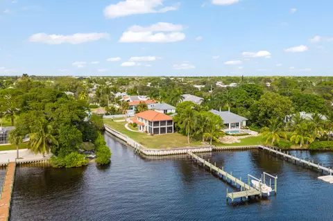 911 NW Sunset Ter, Stuart, FL 34994