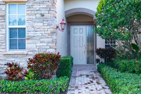 10350 Orchid Reserve Dr, West Palm Beach, FL 33412