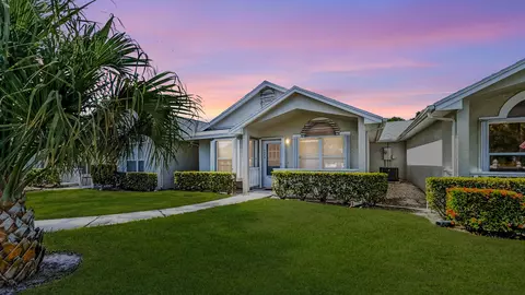 1172 NW Lombardy Dr, Port Saint Lucie, FL 34986