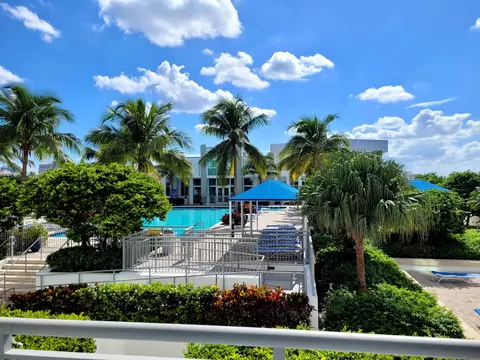 300 S Australian Ave #715, West Palm Beach, FL 33401