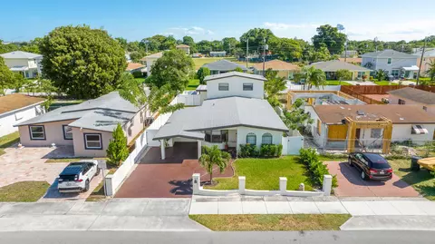329 SW 8th Ave, Delray Beach, FL 33444
