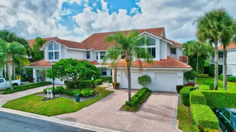 2461 NW 59th St #703, Boca Raton, FL 33496