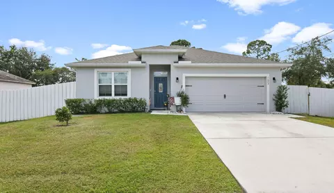 1672 SW Bascom Ave, Port Saint Lucie, FL 34953