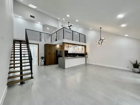 6850 NW 2nd Ave #30, Boca Raton, FL 33487
