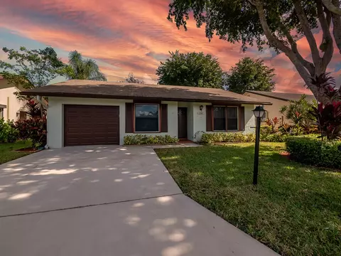 6283 Tall Cypress Cir, Greenacres, FL 33463