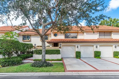 7906 La Mirada Dr, Boca Raton, FL 33433