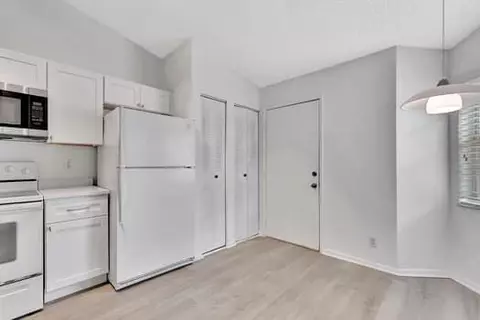 8104 Summer Shores Dr, Delray Beach, FL 33446