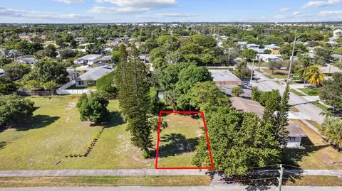 140 NW 6th Ave, Delray Beach, FL 33444