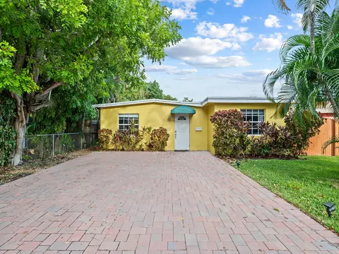 1308 NE 16th Ter, Fort Lauderdale, FL 33304