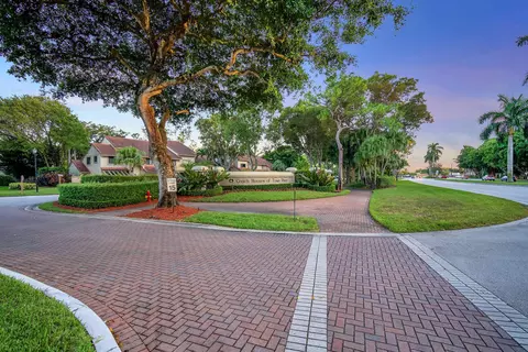 5640 Coach House Cir #G, Boca Raton, FL 33486