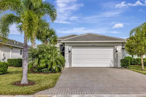 11858 SW Waterford Isle Way, Port Saint Lucie, FL 34987