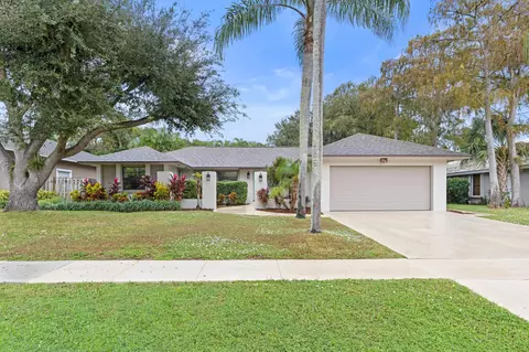 1674 Rye Ter, Wellington, FL 33414