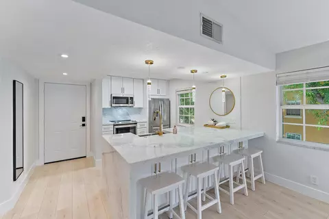 1145 Lake Shore Dr #204, Lake Park, FL 33403