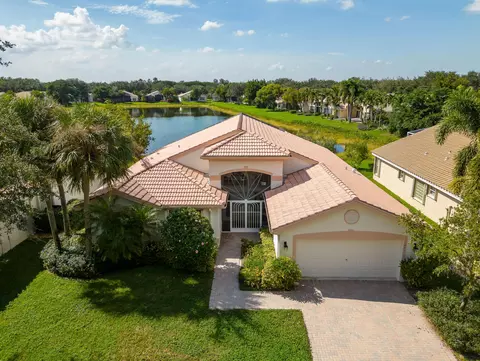 11445 Ohanu Cir, Boynton Beach, FL 33437