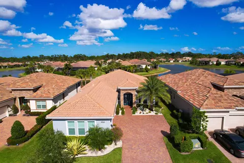 21851 SW Tivolo Way, Port Saint Lucie, FL 34986