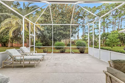 414 SW Fairway Lndg, Port Saint Lucie, FL 34986