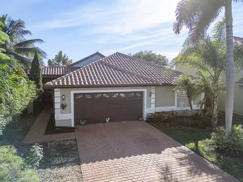 10544 Plainview Cir, Boca Raton, FL 33498