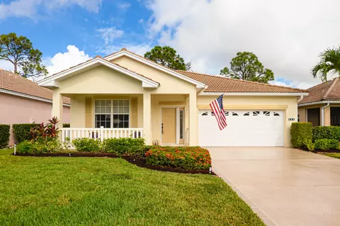 864 NW Sarria Ct, Port Saint Lucie, FL 34986