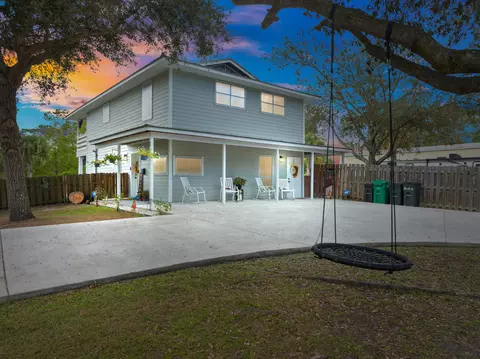 8670 Jay Gardens Ln, Fort Pierce, FL 34945