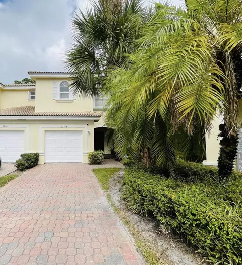 13368 Georgian Court Ct, Wellington, FL 33414