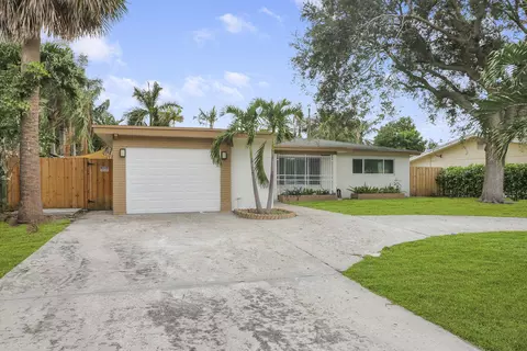 2628 NE 25th Ter, Boca Raton, FL 33431