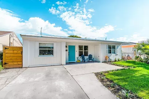 178 E 22nd Ct, Riviera Beach, FL 33404