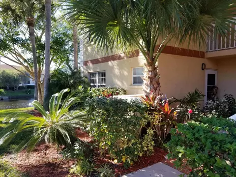 1563 SE Royal Green Cir #B103, Port Saint Lucie, FL 34952
