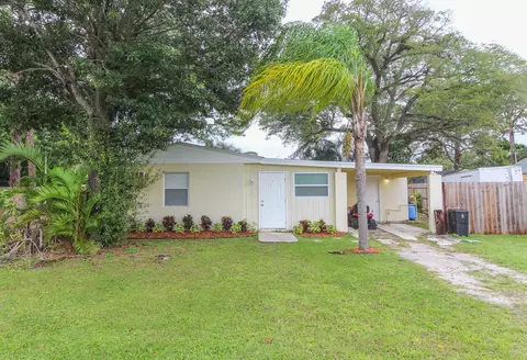 5317 SE Isabelita Ave, Stuart, FL 34997
