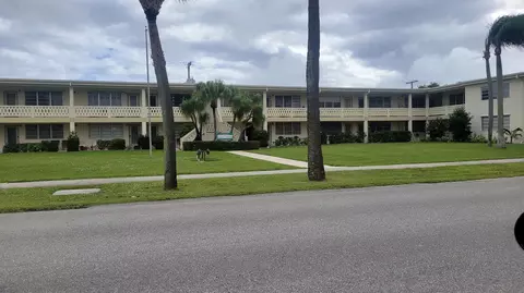 1300 S Broadway #11, Lantana, FL 33462