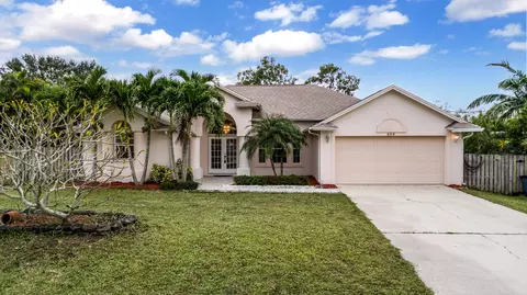 604 SE Dean Ter NW, Port Saint Lucie, FL 34953